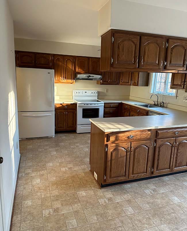 Kitchen in Olney, MD before being renovated by HCA Construction