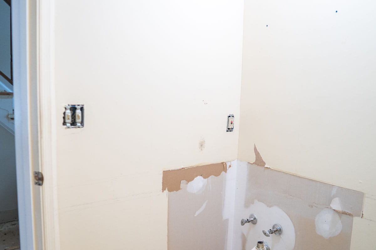 Old walls in a powder room in a Derwood, MD home